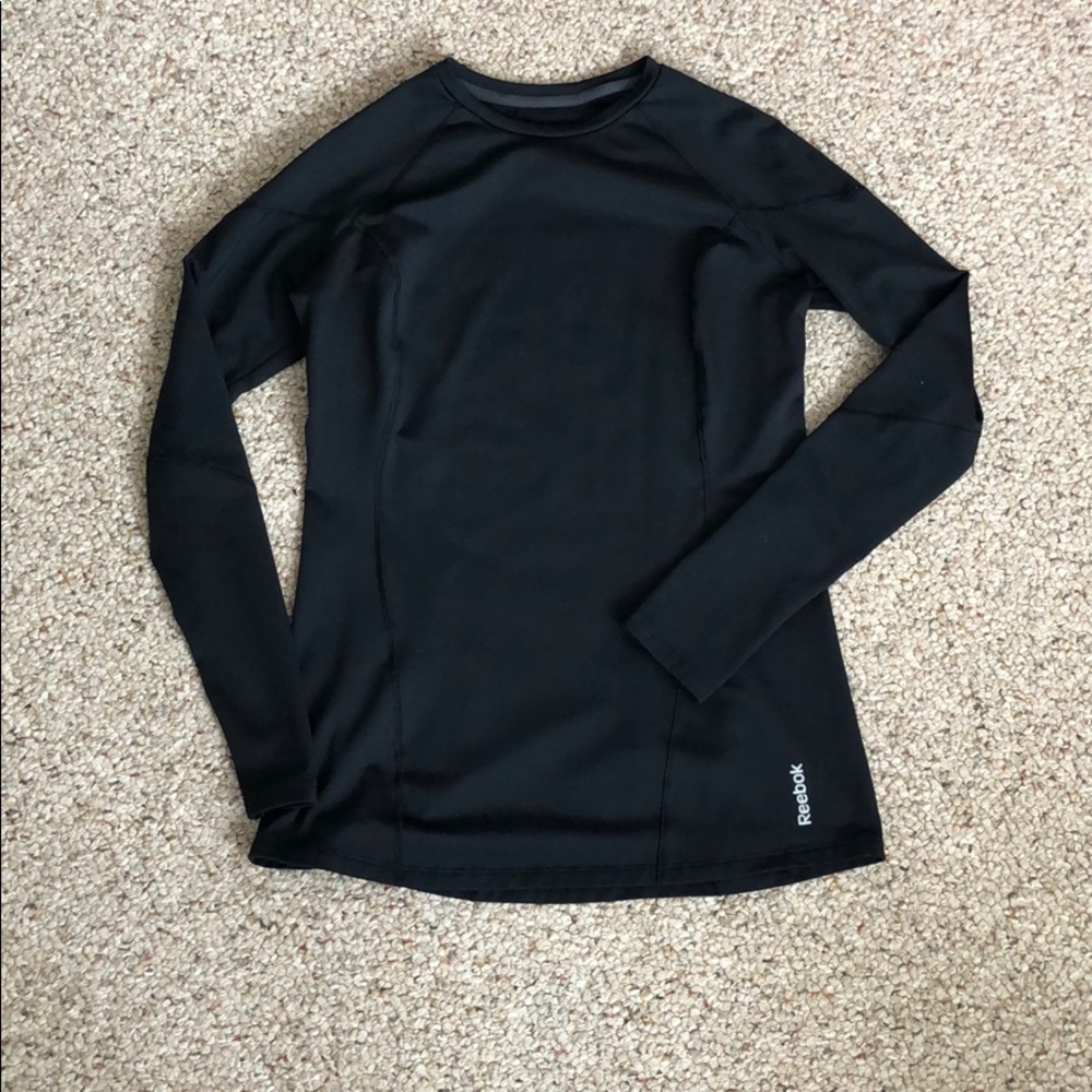 Long sleeve Reebok shirt !